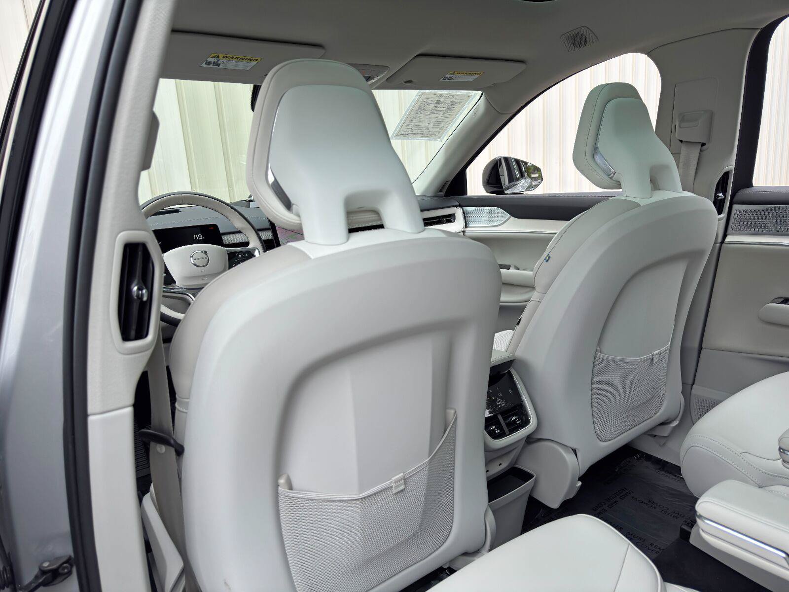 Used 2025 Volvo EX90 Ultra AWD/4WD image 33