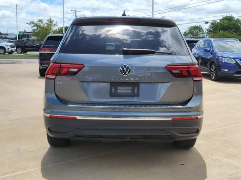 Used 2024 Volkswagen Tiguan SE FWD image 7