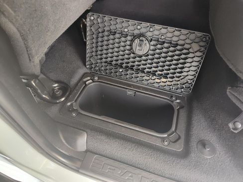 Used 2025 RAM 2500 Big Horn AWD/4WD image 12