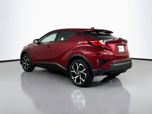 Certified 2018 Toyota C-HR XLE FWD image 5