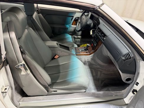 Used 1991 Mercedes-Benz 500 SL image 12