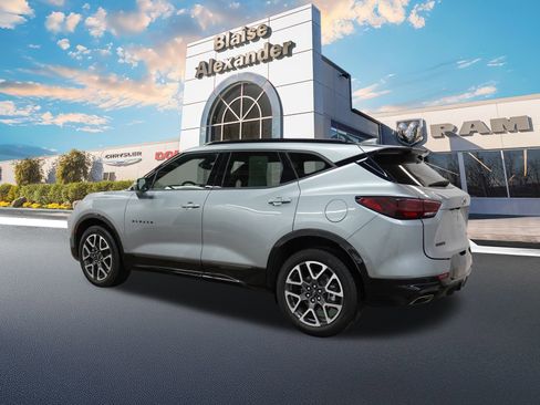 Used 2025 Chevrolet Blazer RS image 9