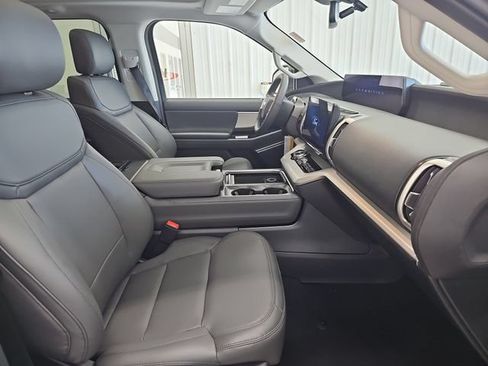 New 2026 Ford Expedition Max Active AWD/4WD image 30