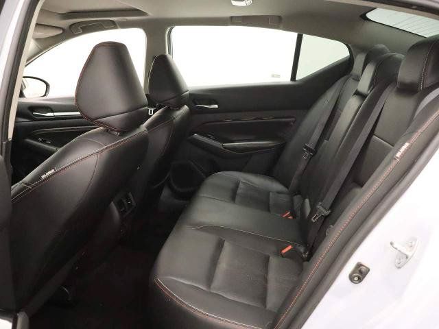 Used 2023 Nissan Altima 2.0 SR FWD image 38