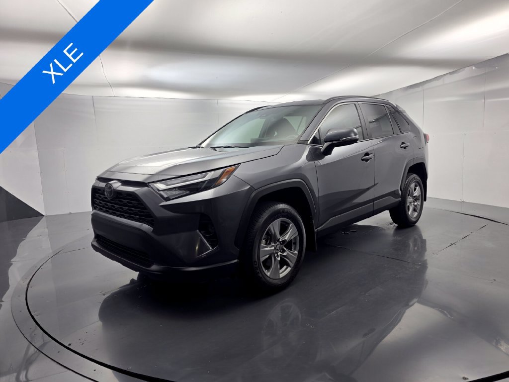 Used 2025 Toyota RAV4 XLE w/ Convenience Package FWD image 8