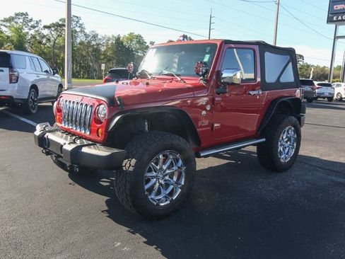 Used 2009 Jeep Wrangler X AWD/4WD image 4