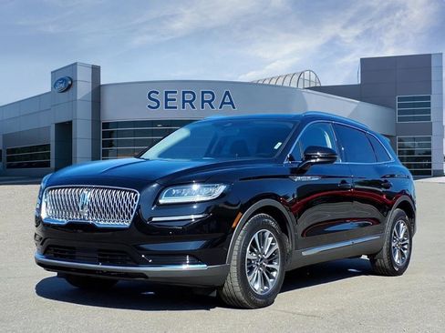 Used 2023 Lincoln Nautilus Standard w/ Premium Package image 1