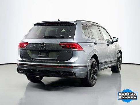 Certified 2024 Volkswagen Tiguan SE R-Line image 7