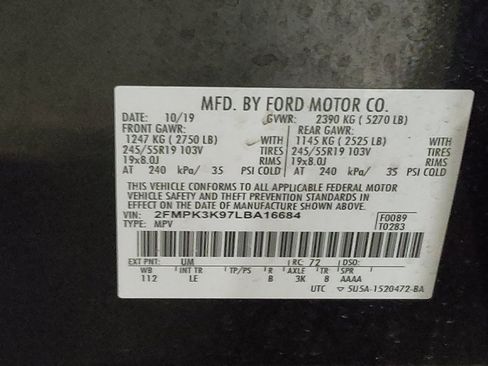 Used 2020 Ford Edge Titanium FWD image 33