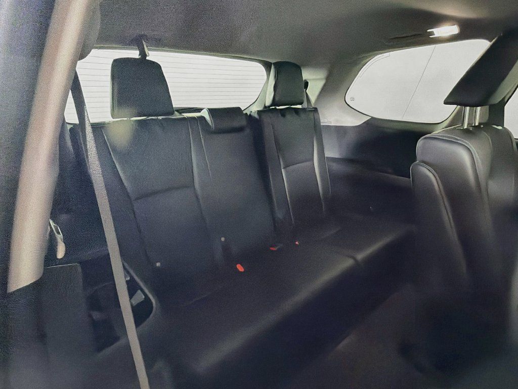 Used 2025 Toyota Grand Highlander AWD image 24