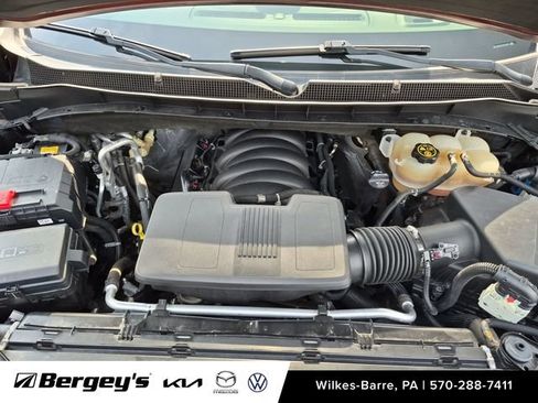 Used 2022 Chevrolet Tahoe RST w/ Luxury Package AWD/4WD image 30