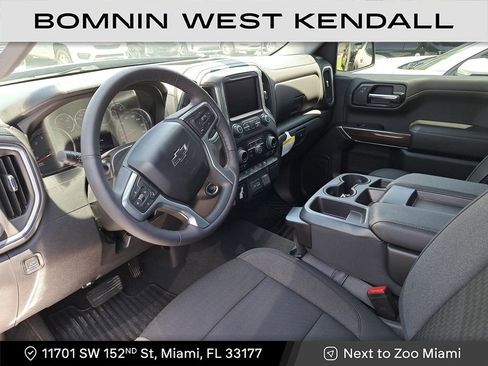 Used 2022 Chevrolet Silverado 1500 RST image 16