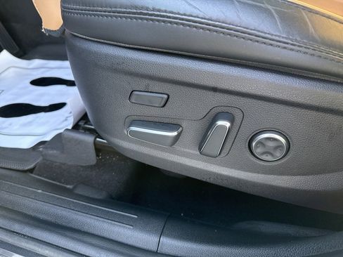 Used 2023 Hyundai Santa Fe Calligraphy image 24