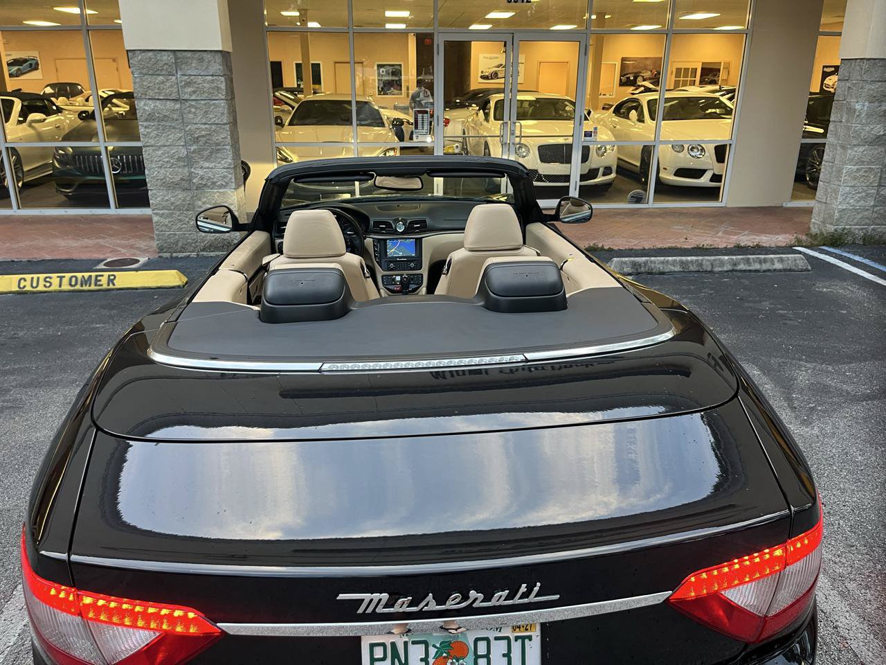 Used 2012 Maserati GranTurismo Convertible RWD image 7