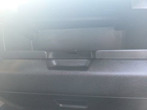 Used 2022 RAM 1500 Classic SLT w/ Electronics Group AWD/4WD image 52