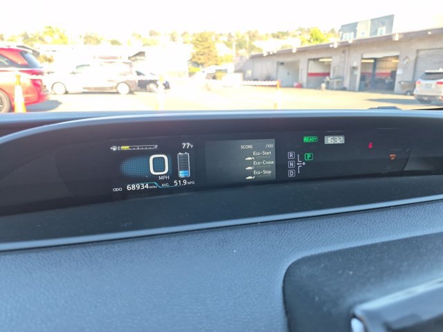 Used 2016 Toyota Prius Two FWD image 9