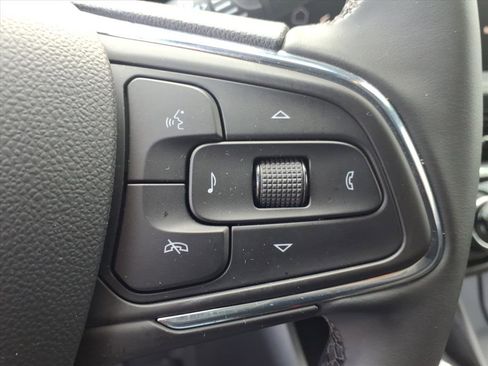 Used 2025 Buick Envista Sport Touring FWD image 20