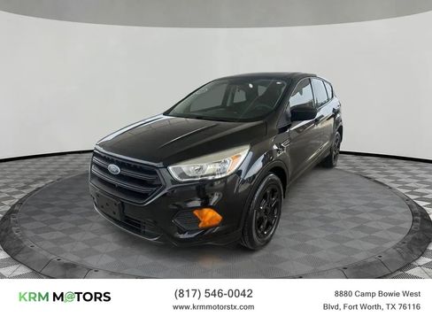 Used 2017 Ford Escape S image 1