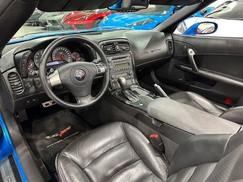 Used 2008 Chevrolet Corvette Convertible w/ Preferred Equipment Group RWD image 7