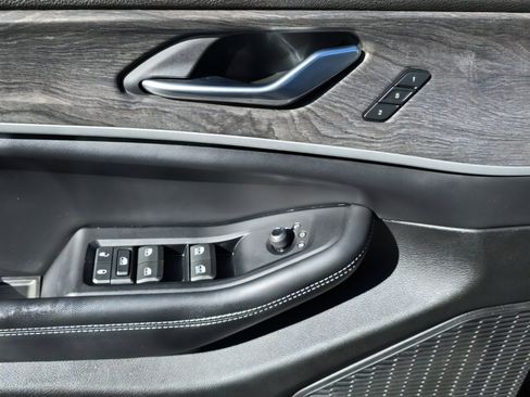 Used 2023 Jeep Grand Cherokee Limited w/ Trailer Tow Prep Group (B) image 13