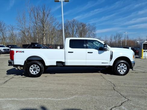 Used 2024 Ford F350 XLT w/ FX4 Off-Road Package image 9