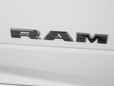 Used 2024 RAM 2500 Big Horn w/ Off Road Package image 16