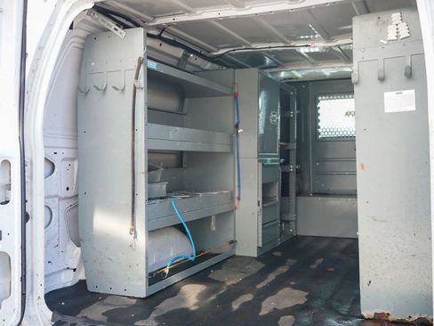 Used 2014 Ford E-250 and Econoline 250 w/ Power Group RWD image 16
