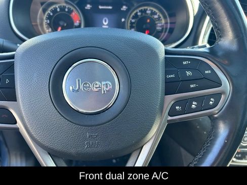 Used 2021 Jeep Cherokee Limited AWD/4WD image 11