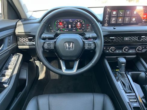 Certified 2023 Honda Accord Touring image 12