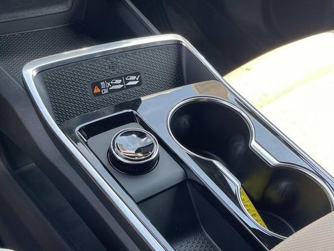 New 2026 Chevrolet Equinox ACTIV w/ Convenience Package III image 31