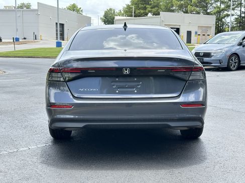 Used 2025 Honda Accord LX image 10