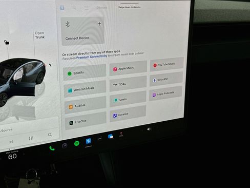 Used 2025 Tesla Model 3 Long Range AWD/4WD image 18