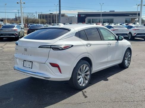 New 2026 Buick Envista Avenir image 4