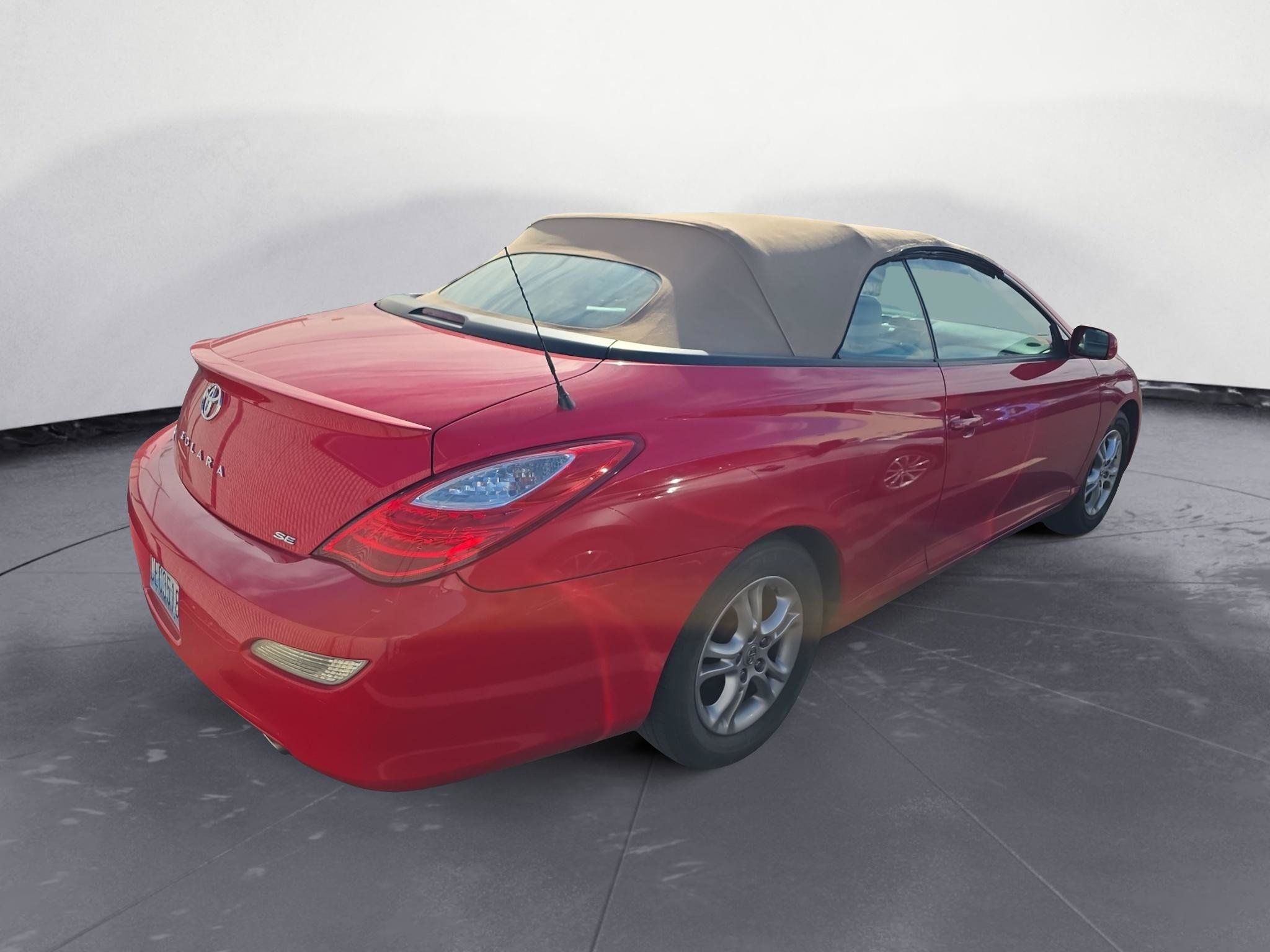 Used 2008 Toyota Solara SE FWD image 3