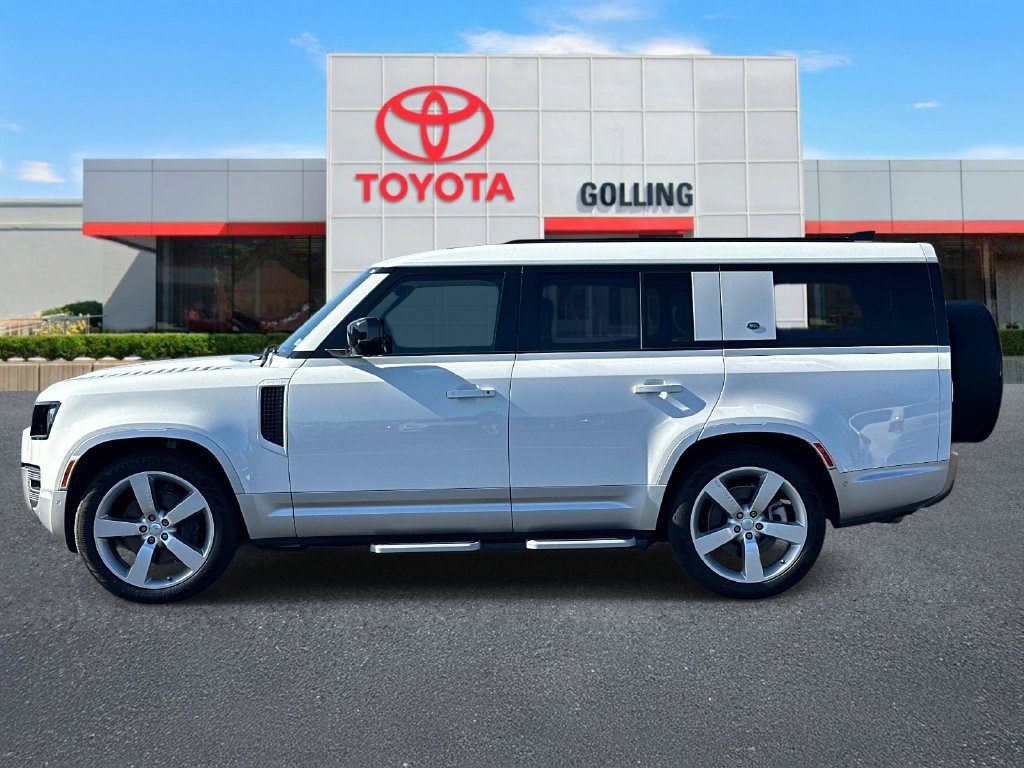 Used 2023 Land Rover Defender 130 First Edition AWD/4WD image 2