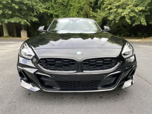 Used 2024 BMW Z4 M40i w/ Premium Package RWD image 3