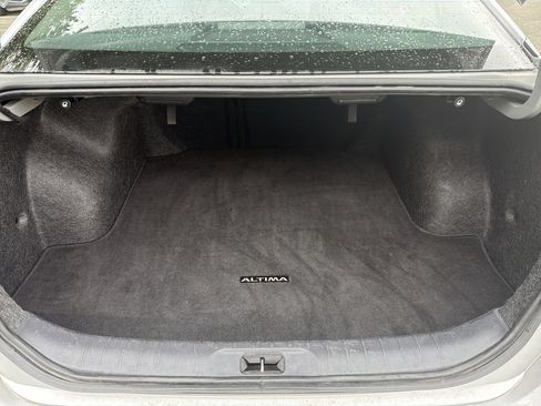 Used 2023 Nissan Altima 2.5 SV FWD image 21