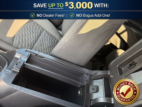 Used 2019 Chevrolet Equinox LT FWD image 29