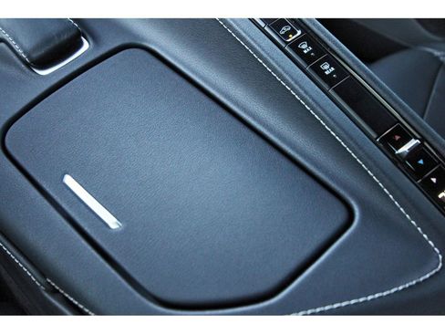 Used 2022 Chevrolet Corvette Stingray Coupe w/ Battery Protection Package image 25