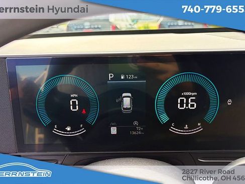 Certified 2025 Hyundai Kona SE AWD/4WD image 18