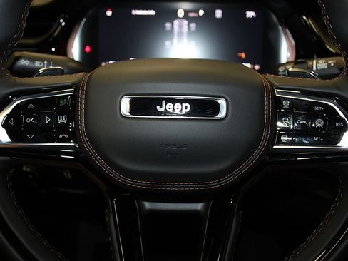 New 2026 Jeep Grand Cherokee Summit AWD/4WD image 11