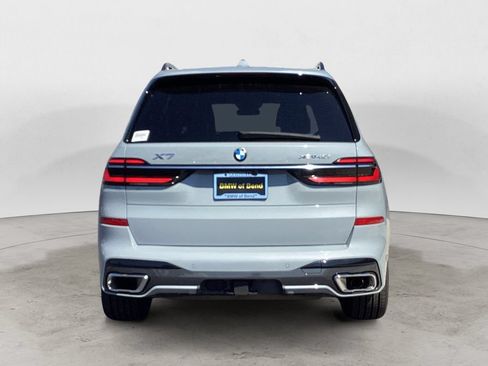 Used 2024 BMW X7 xDrive40i w/ M Sport Package AWD/4WD image 6