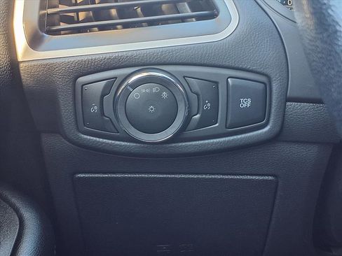 Used 2024 Ford Edge SEL image 19