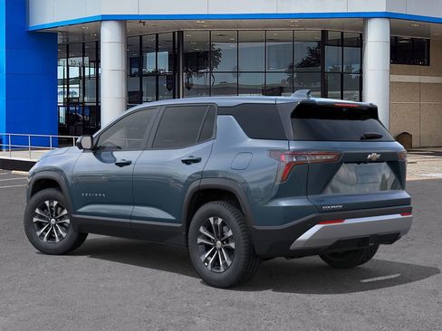 New 2026 Chevrolet Equinox LT image 3