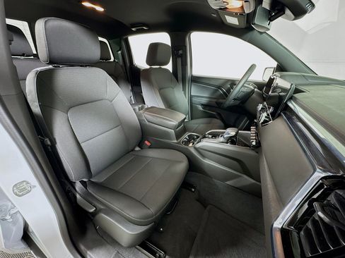 Used 2024 GMC Canyon Elevation w/ Convenience Package image 26