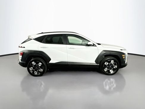 Used 2025 Hyundai Kona SEL AWD/4WD image 8