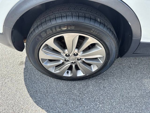 Used 2018 Buick Encore Preferred AWD/4WD image 9