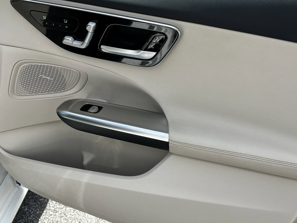 Certified 2025 Mercedes-Benz C 300 Sedan image 16