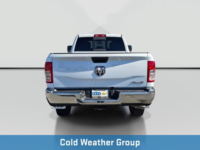 Used 2024 RAM 3500 Tradesman w/ Chrome Appearance Group AWD/4WD image 4