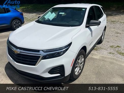 Used 2024 Chevrolet Equinox LS FWD image 1